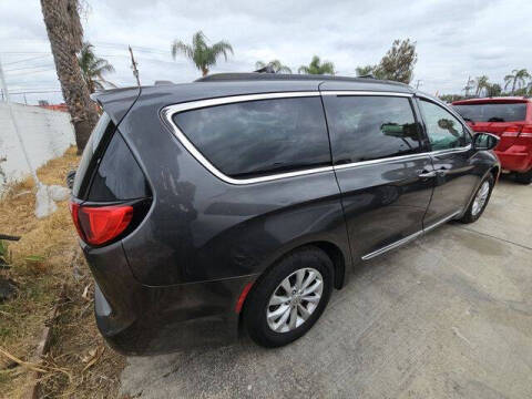 2018 Chrysler Pacifica Touring L