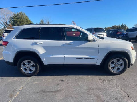 2017 Jeep Grand Cherokee Laredo
