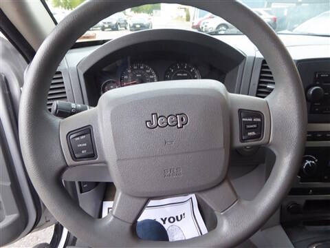 2005 Jeep Grand Cherokee Laredo