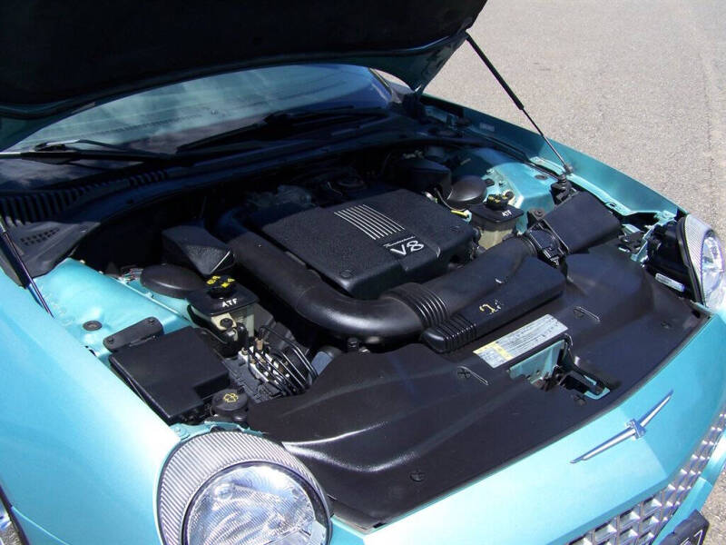 2002 Ford Thunderbird Deluxe