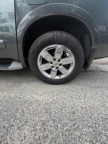 2011 Nissan Armada Platinum