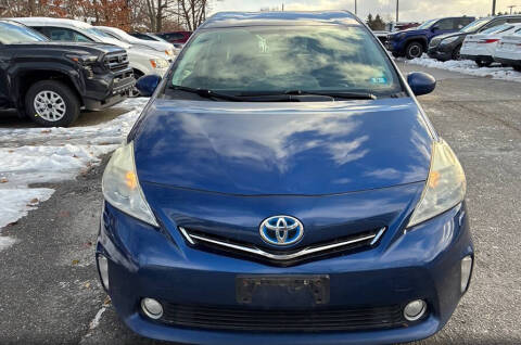 2012 Toyota Prius v Three