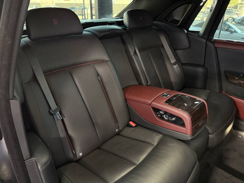 2019 Rolls-Royce Phantom