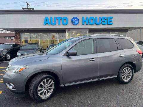 2015 Nissan Pathfinder SV