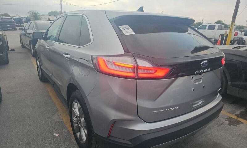 2023 Ford Edge Titanium