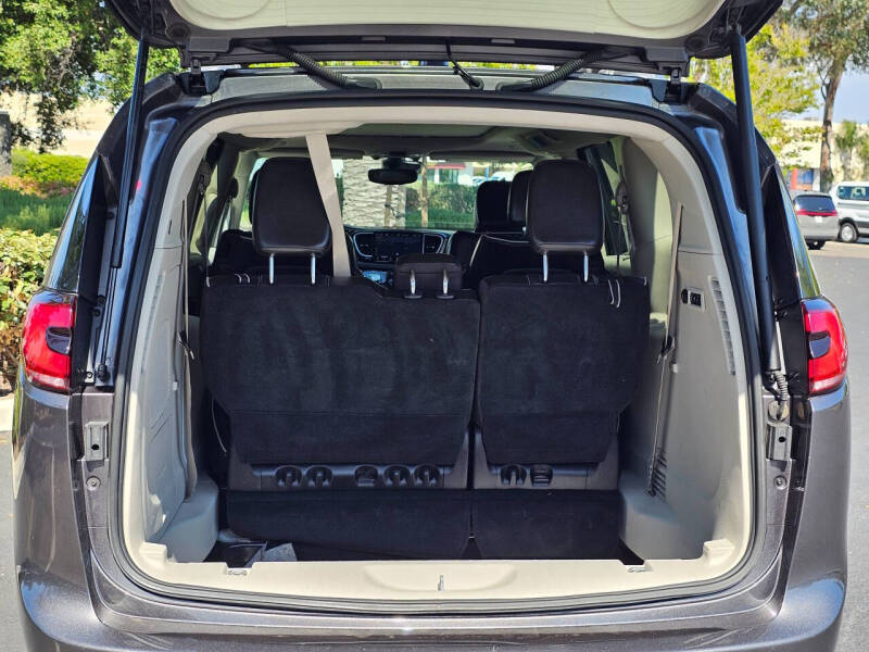 2022 Chrysler Pacifica Limited