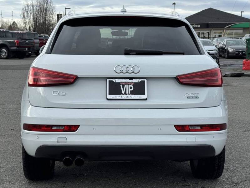 2018 Audi Q3 2.0T quattro Premium Plus