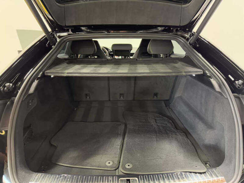 2021 Lamborghini Urus