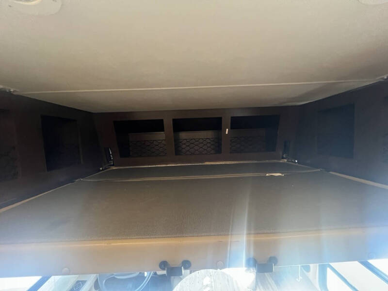 2017 Thor Motor Coach ACE BUNK HOUSE