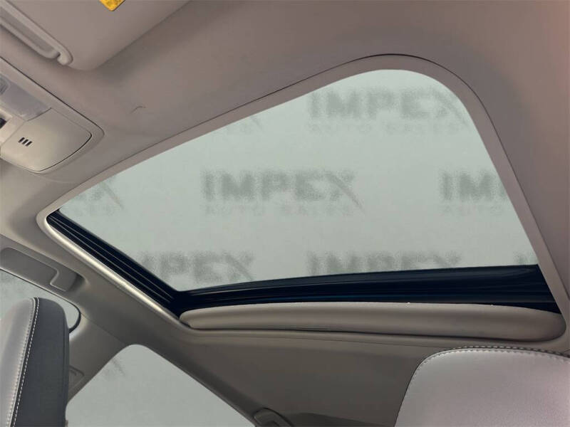 2018 Toyota RAV4 Hybrid XLE