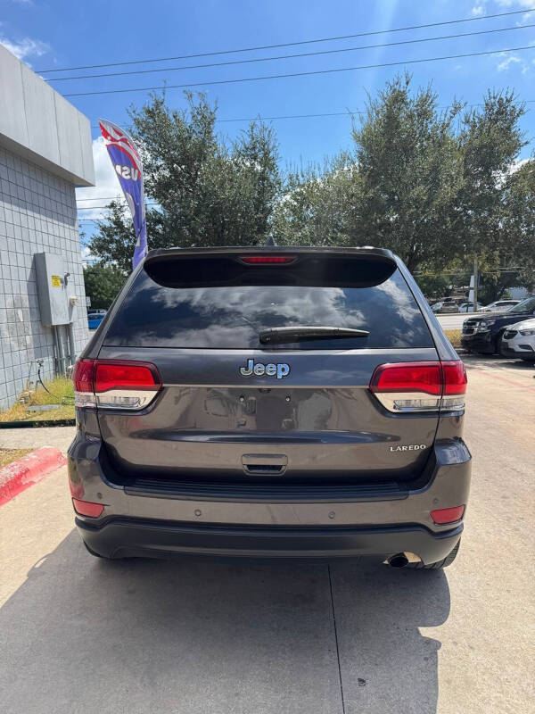 2020 Jeep Grand Cherokee Laredo E