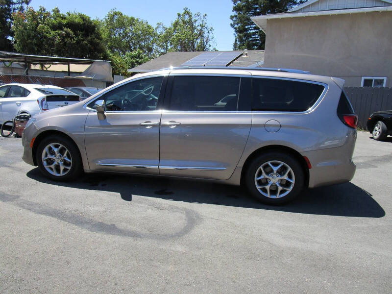 2017 Chrysler Pacifica Limited