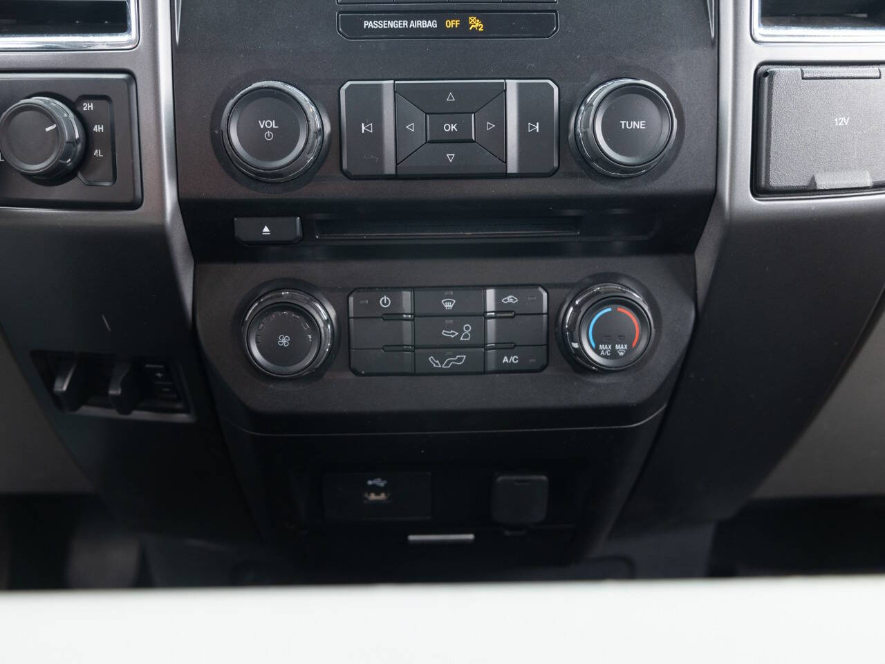 Used Car 2017 Ford F-150  Xlt 4x4 4dr Supercrew 5.5 Ft. Sb For Sale Under $20,000 In Coal City, Illinois