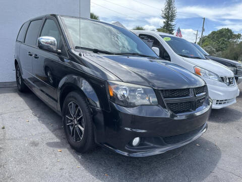 2014 Dodge Grand Caravan for sale at Mike Auto Sales in West Palm Beach FL