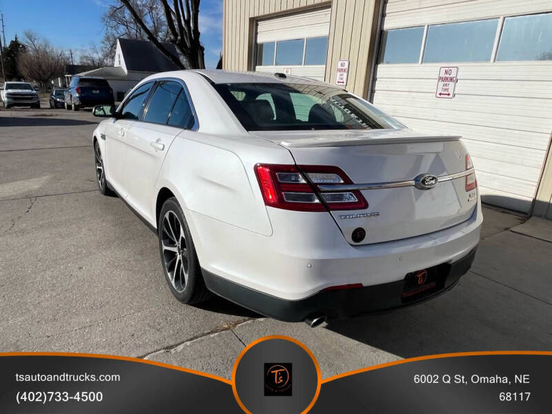 2015 Ford Taurus SEL