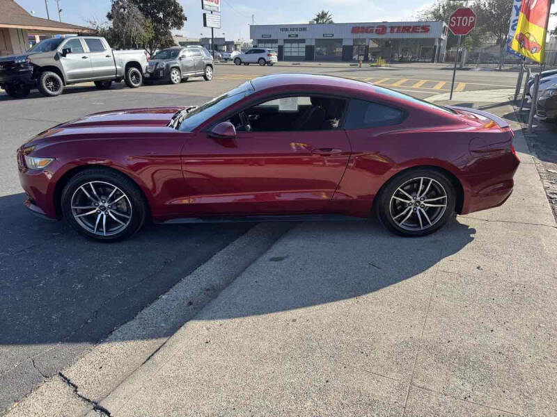 2017 Ford Mustang EcoBoost