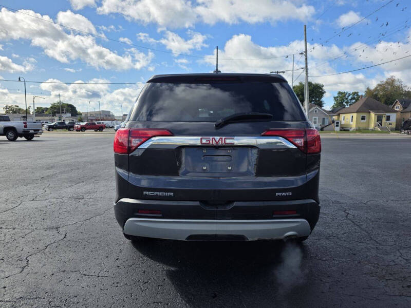 2018 GMC Acadia SLE-1