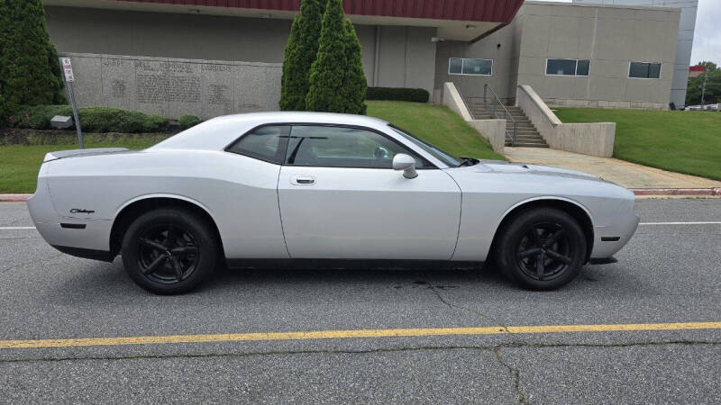 2010 Dodge Challenger SE