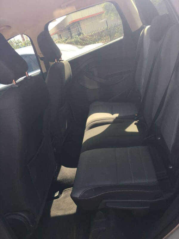 2017 Ford Escape S