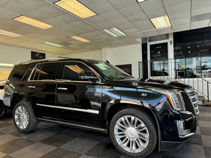 2019 Cadillac Escalade Platinum