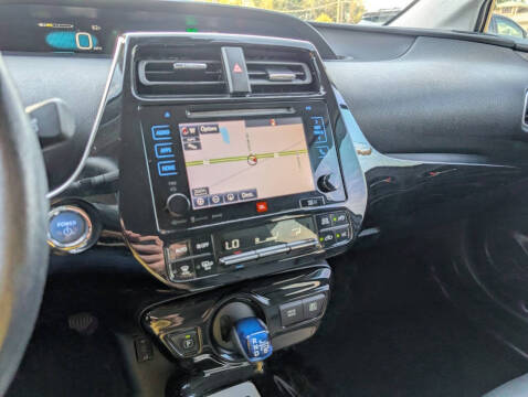 2017 Toyota Prius Four Touring