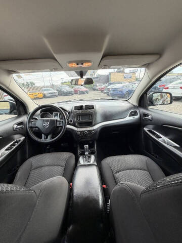 2015 Dodge Journey American Value Package