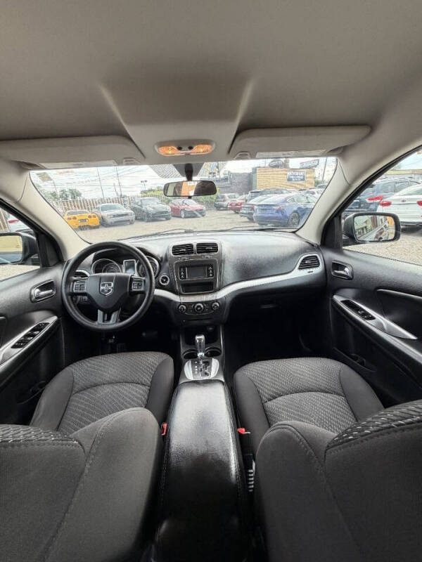 2015 Dodge Journey American Value Package