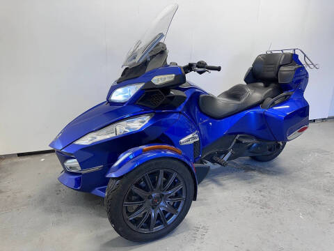 2013 Can-Am Spyder RT-S SM5