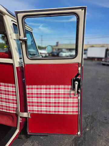 1975 Volkswagen Type 2