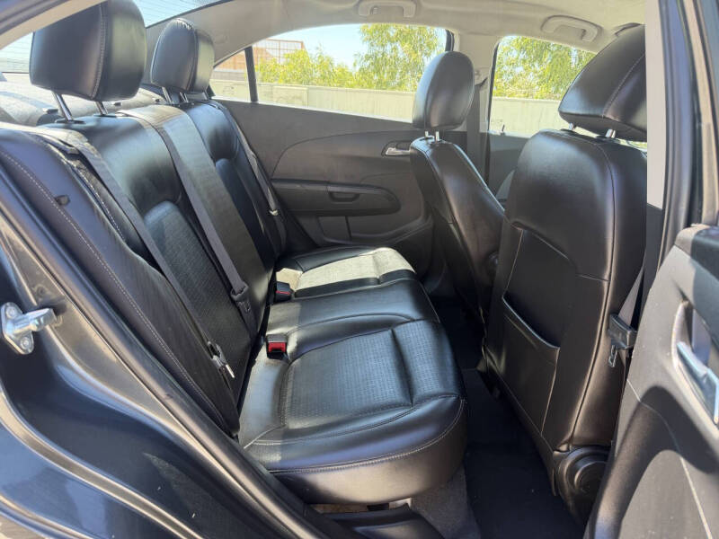 2017 Chevrolet Sonic Premier Auto