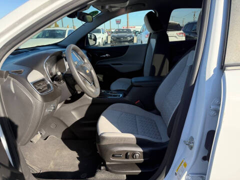 2022 Chevrolet Equinox LS