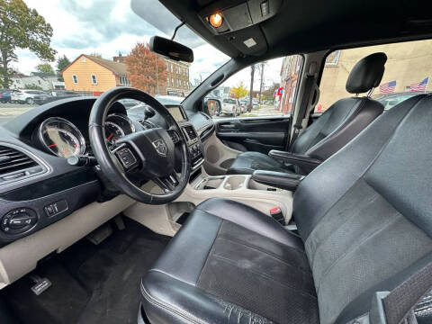 2017 Dodge Grand Caravan SXT