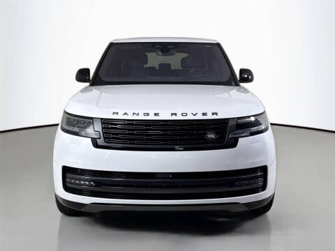 2023 Land Rover Range Rover P530 SE