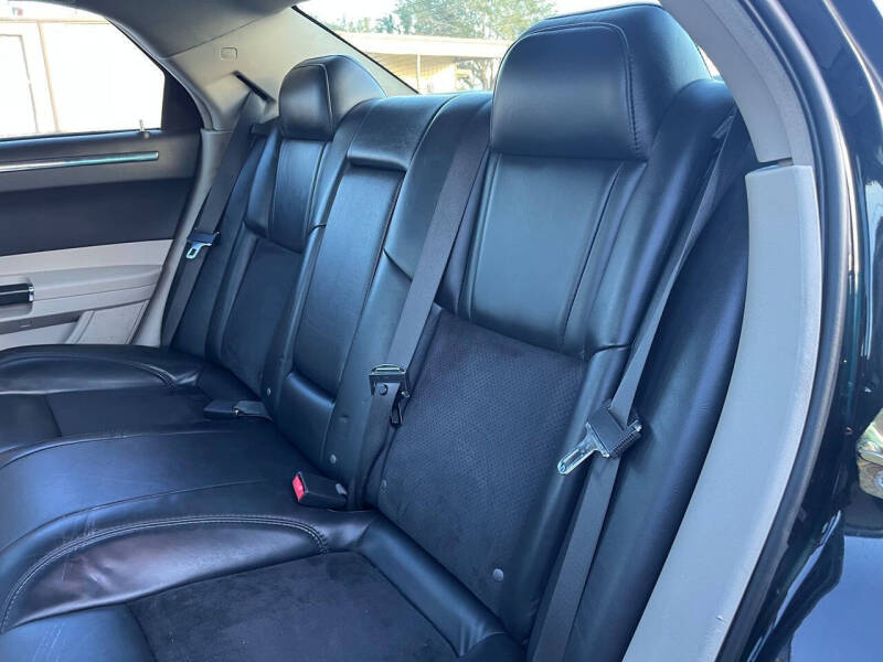 2006 Chrysler 300 SRT-8