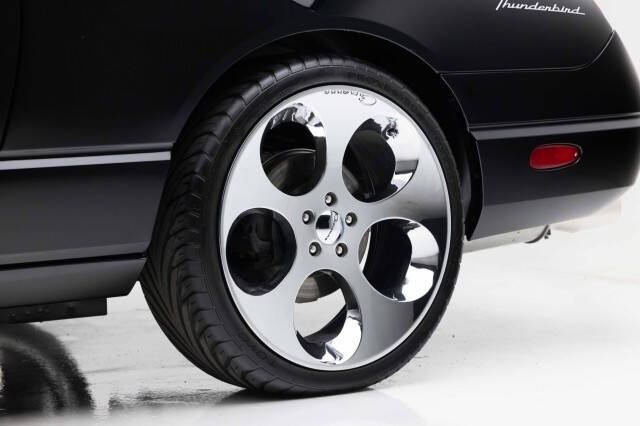2002 Ford Thunderbird Deluxe