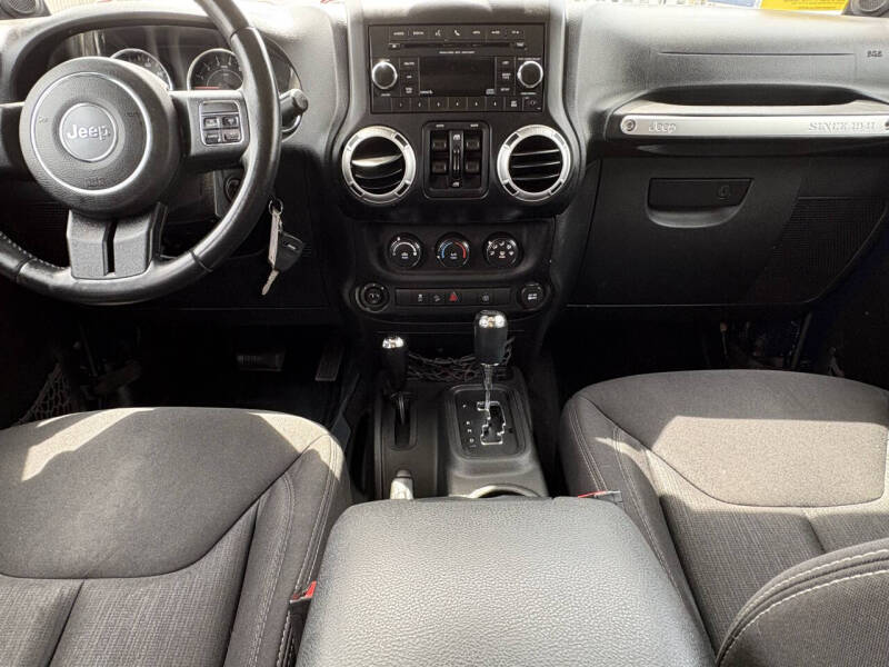 2013 Jeep Wrangler Unlimited Sahara