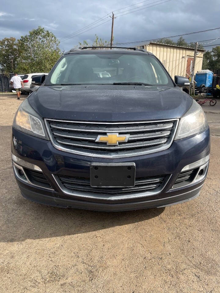 2015 Chevrolet Traverse for sale at Familia Motors in Houston, TX