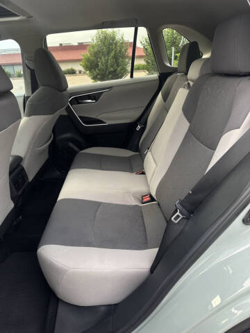 2019 Toyota RAV4 XLE