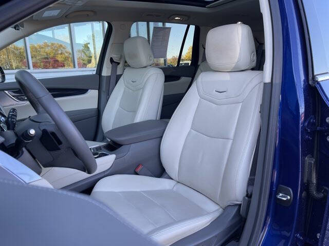 2023 Cadillac XT6 Premium Luxury