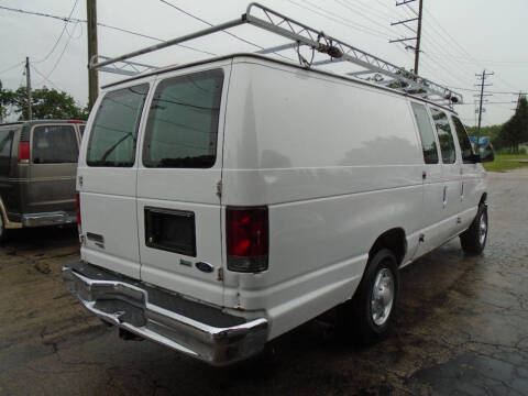 2013 Ford E-Series E-350 SD