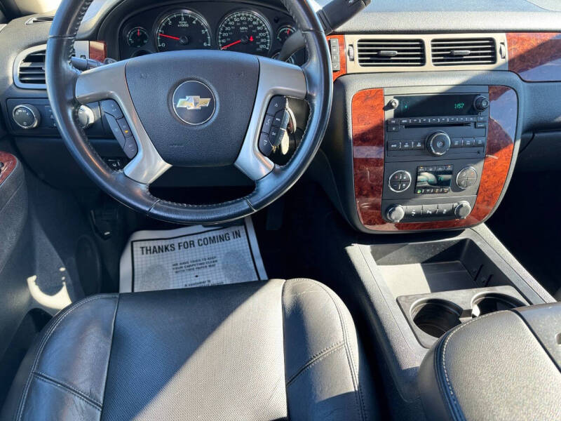 2013 Chevrolet Avalanche LT Black Diamond