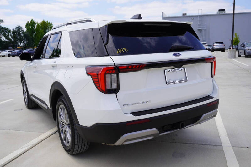 2025 Ford Explorer Platinum