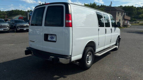 2025 Chevrolet Express 2500