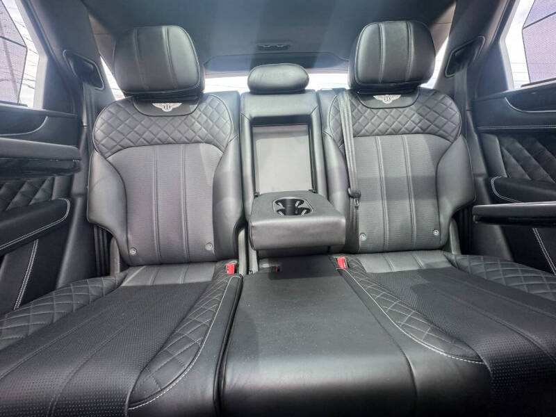 2017 Bentley Bentayga W12 First Edition