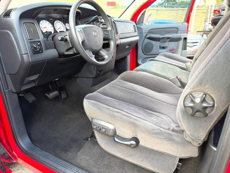 2005 Dodge Ram 1500 SLT