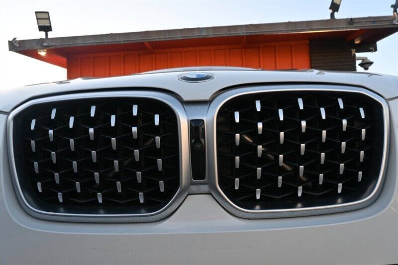 2023 BMW X4 xDrive30i