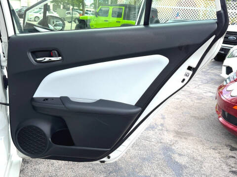 2020 Toyota Prius LE