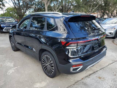 2025 Volkswagen Taos SE