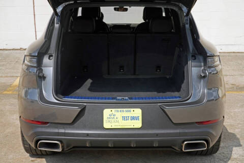 2025 Porsche Cayenne