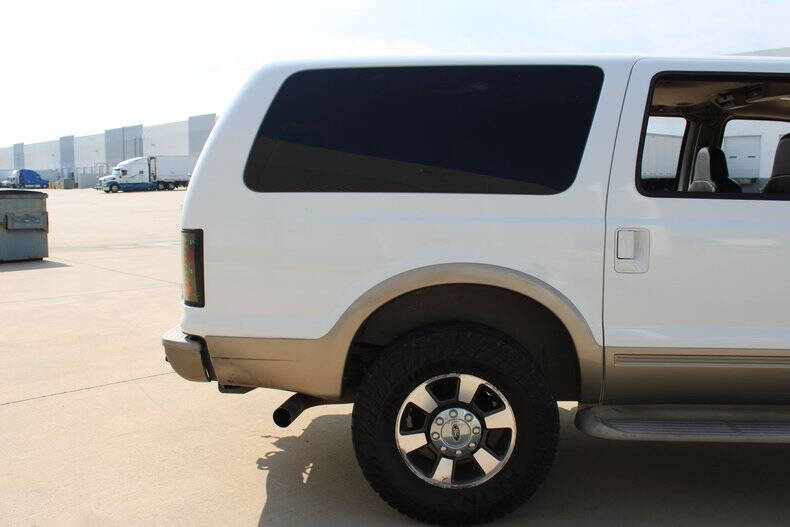 2005 Ford Excursion Eddie Bauer